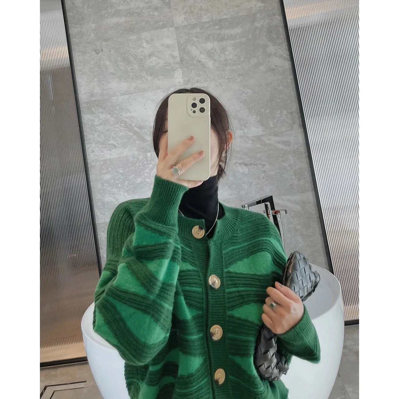 Heidi-Mode | Schwere Strickjacke Kariert